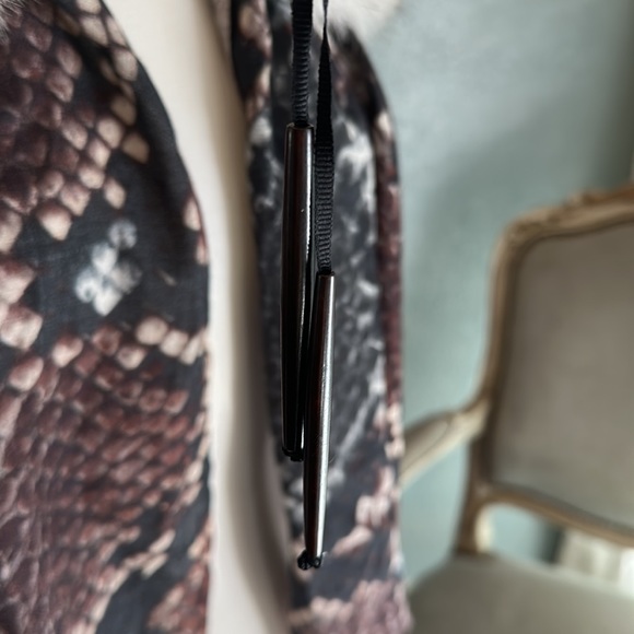 Anna Irion Cashmere Cape and Real Fur Collar with tie front | one size - Picture 4 of 8